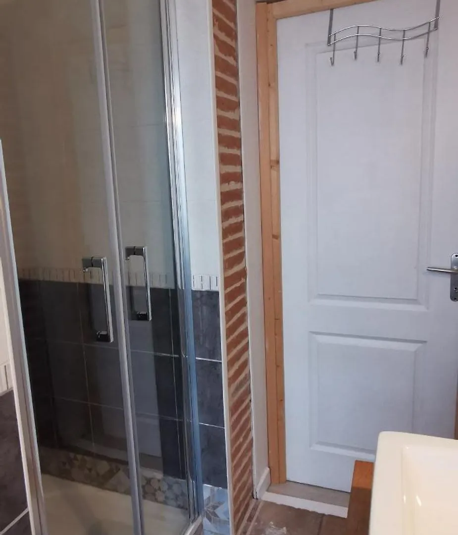 Apartment Ferienwohnung La Tete Dans Les Etoiles Montauban